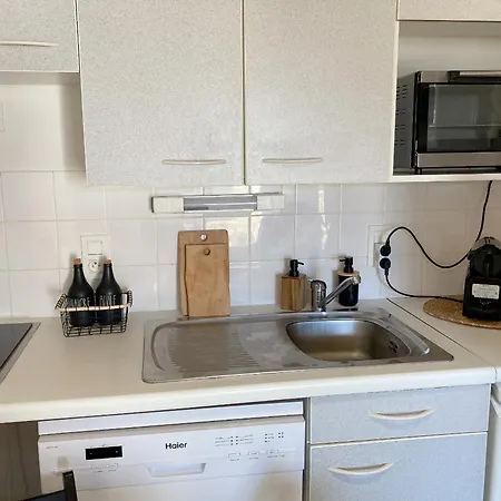 Les Sardines Bleues Pour 2 A 4 Vacanciers Appartement *